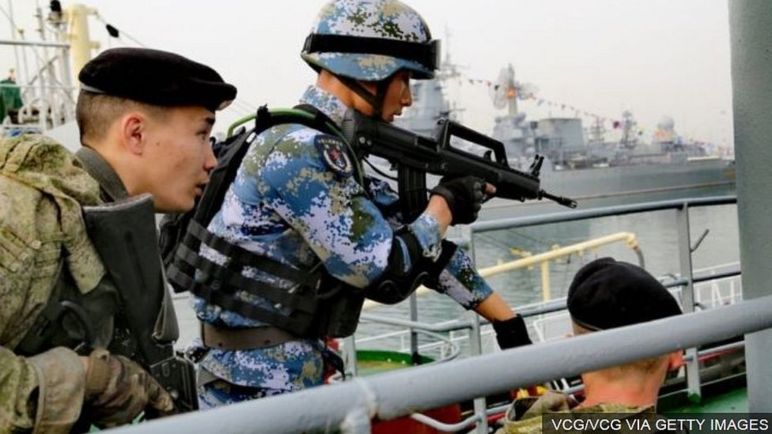 Bản quyền hình ảnh VCG/VCG VIA GETTY IMAGES Image caption Hải quân Trung Quốc tập trận chung với Nga tại Thanh Đảo, tỉnh Sơn Đông hồi cuối tháng 4/2019